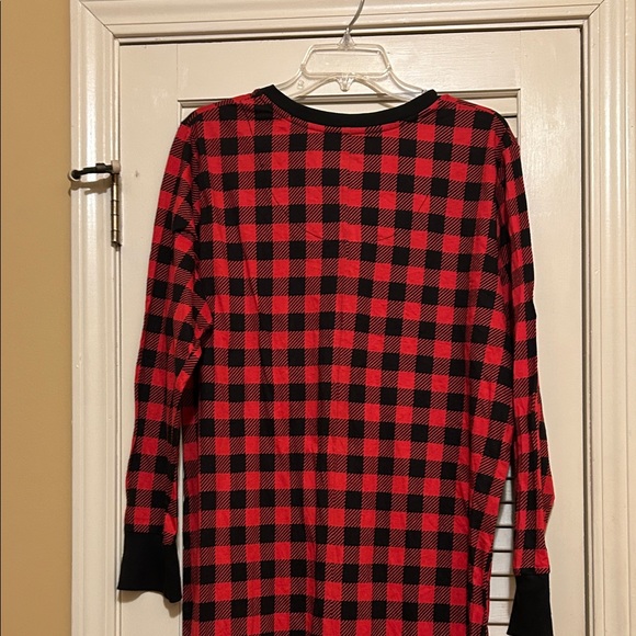 Cuddl Duds Red and Black Checkered Women’s XL Pajamas - Picture 6 of 6